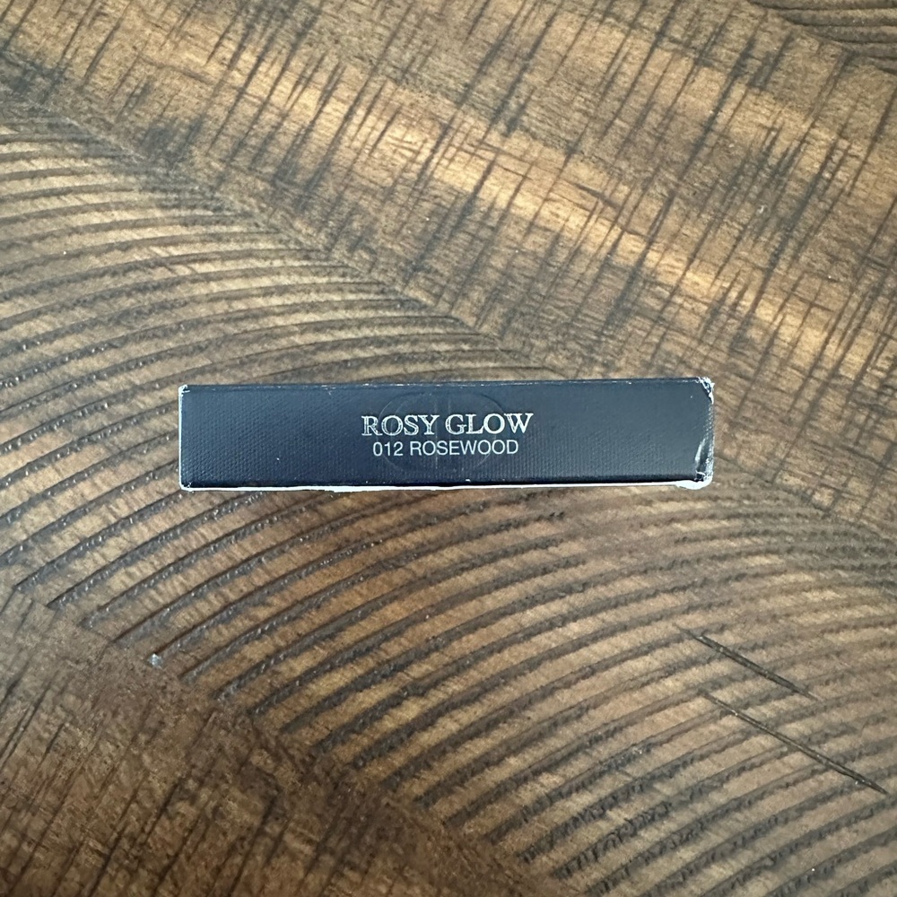 Dior Rosy Glow Blush - 012 Rosewood - Picture 4 of 5
